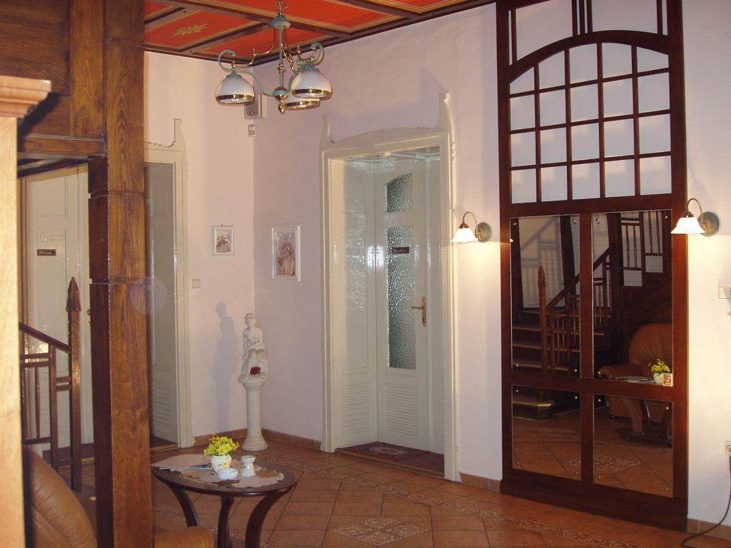 Pension Habermannova Vila Bludov  Ngoại thất bức ảnh